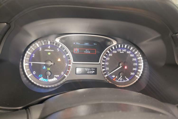 Used Infiniti QX60 2016 2.5 S/C Hybrid Two-Wheel-Drive Excellence Edition China V Standard