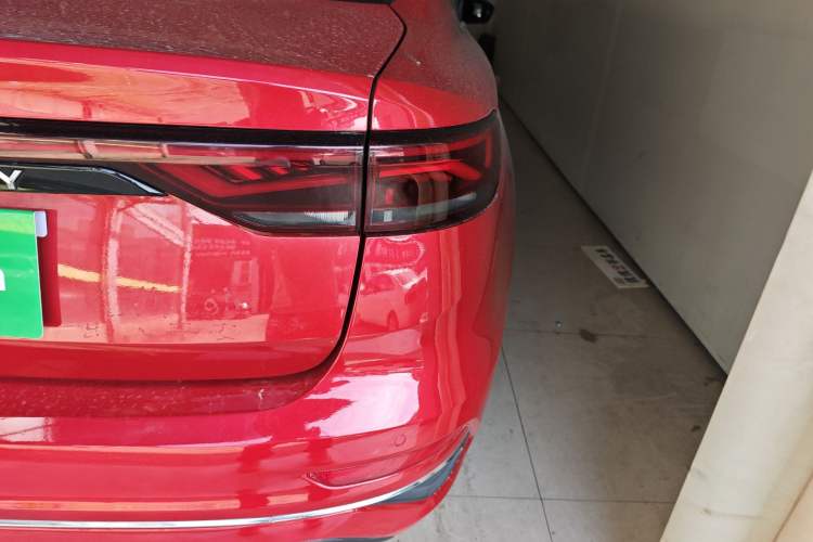 Used Geely Auto Emgrand 2022 4th Generation 1.5L CVT Flagship Model Right Rear Taillight