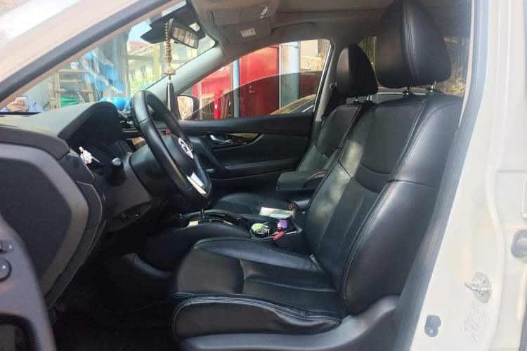 Used Nissan X-Trail 2019 2.0L CVT Smart Connect Comfort Edition 2WD Left Front Seat