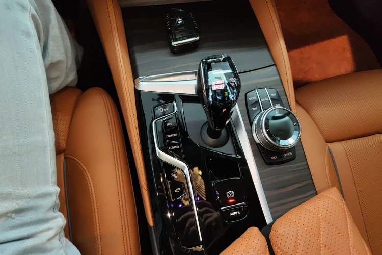 Used BMW 5 Series 2022 Updated 530Li Luxury Edition Premium Package