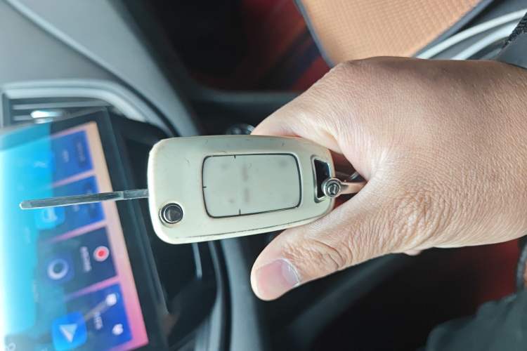 Used Chevrolet Cavalier 2019 320 Automatic Enjoyment with Sunroof Vehicle Key