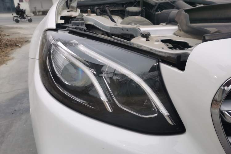 Used Mercedes-Benz E-Class 2018 Restyled E 300 L Sporty and Stylish Edition
