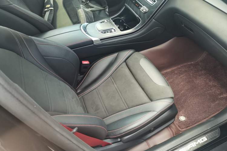 Used Mercedes-Benz GLC AMG 2020 AMG GLC 43 4MATIC Right Front Seat