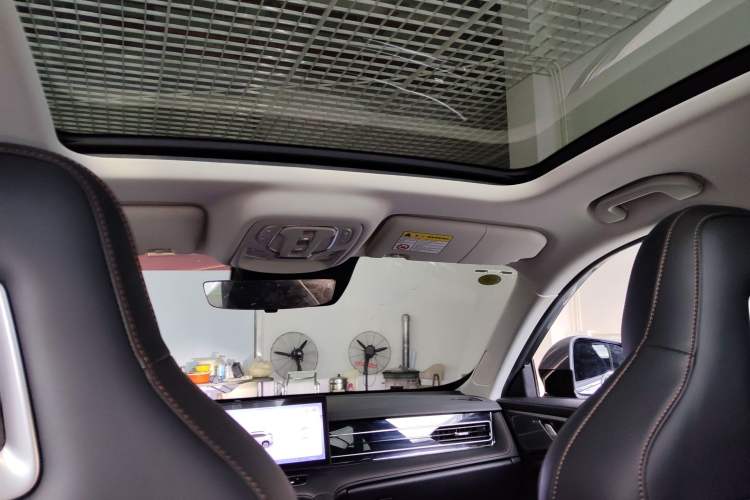 Used Roewe RX5 2023 1.5T Luxury Sliding-Screen Version
