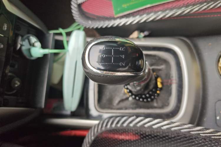 Used Changan Eado 2015 1.6L Manual Junku Model China V Standard
