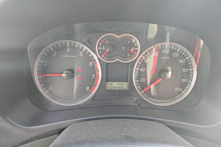 Used Haval H5 Classic 2010 European-style 2.0L Two-Wheel-Drive Luxury Model
