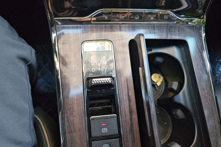 Used EXEED Lanyue 2021 390T Four-Wheel Drive Star Prestige Long-Range Version
