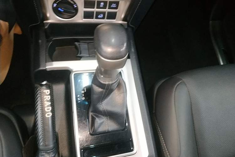 Used Toyota Prado 2018 3.5L Automatic TX-L with Rear-Mounted Spare Tire
