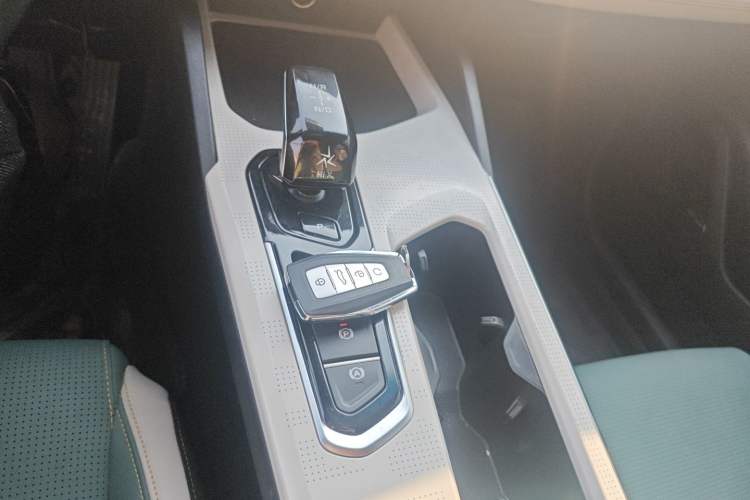 Used Geely Auto Emgrand L HiP 2022 1.5TD-DHT Pro 100KM Super Rui