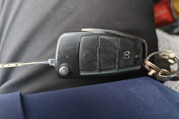 Used Farizon Xingxiang V 2023 V6E Guoxuan Hi-Tech 38.7 kWh Value Edition