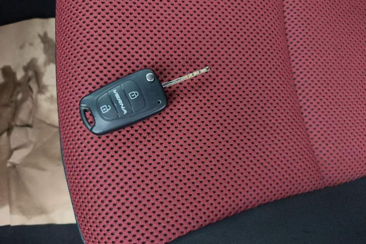 Used Hyundai Verna Ray 2014 1.4L Manual GLX