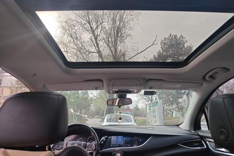 Used Buick Enclave 2020 28T Two-Wheel Drive Luxury Version
