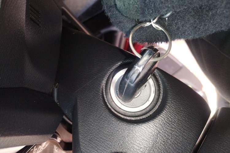 Used CHANGAN Alsvin V7 2015 1.6L Manual Enjoyment Model China IV Standard