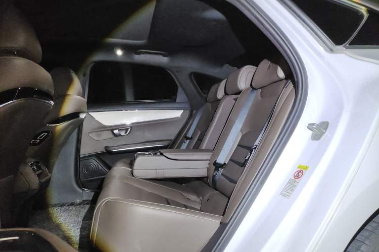 Used BYD Han 2020 EV Long-Range Luxury Model
