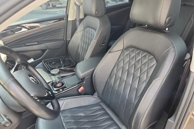 Used Volkswagen Passat 2019 380TSI Luxury Edition China VI Standard Left Front Seat