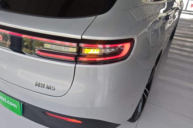 Used Hima AITO M5 2023 Extended-Range Four-Wheel Drive Intelligent Driving Version
