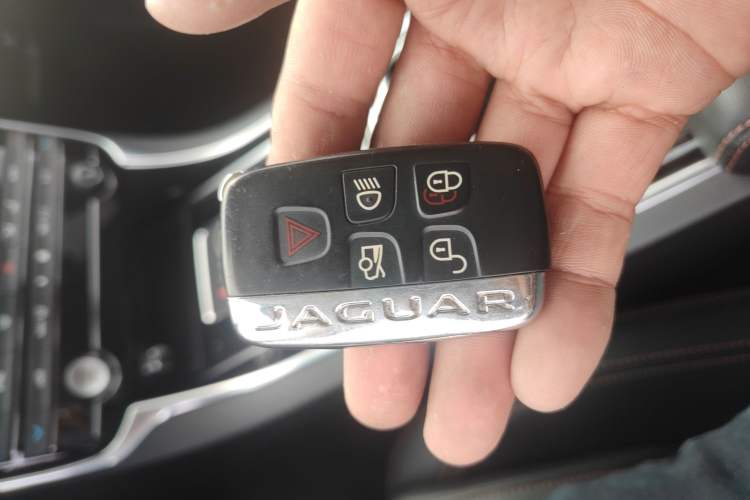 Used Jaguar XEL 2019 2.0T 200 PS Deluxe Edition
