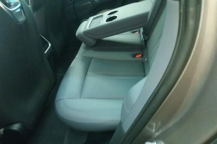 Used Xiaomi Auto YU7 2025 Ultra-Long Range High-Performance All-Wheel-Drive Max Edition