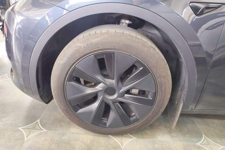 Used Tesla Model Y 2024 Rear-Wheel-Drive Version