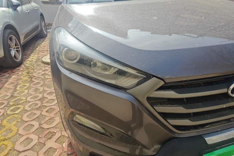 Used Hyundai Tucson 2015 2.0L Automatic Two-Wheel Drive Smart Version
