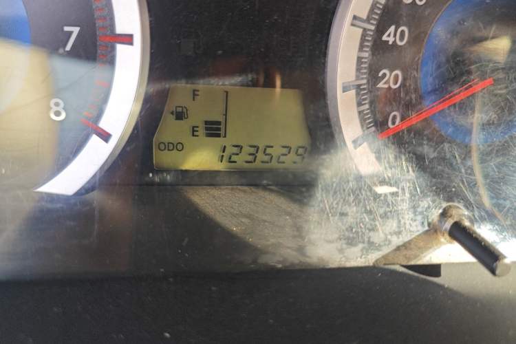 Used Toyota Corolla EX 2013 1.6L Manual Excellence Edition Odometer Close Up