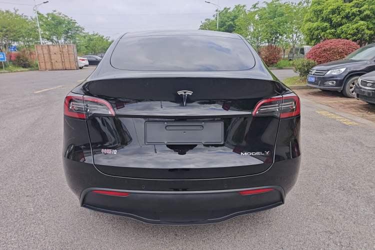 Used Tesla Model Y 2023 Rear-Wheel-Drive Version Rear