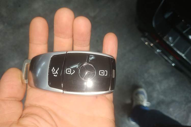 Used Mercedes-Benz Vito 2023 2.0T Business Version 7 Seats