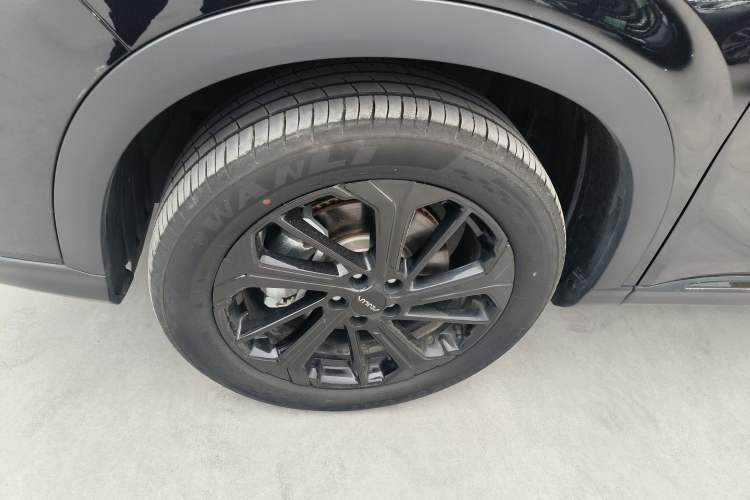 Used Dongfeng Aeolus Huge 2025 Mach Power 1.5T Luxury Version Left Front Wheel Hub