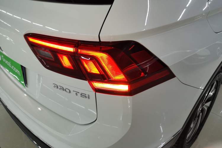 Used Volkswagen Tiguan L 2022 330TSI Automatic Two-Wheel Drive Smart Edition