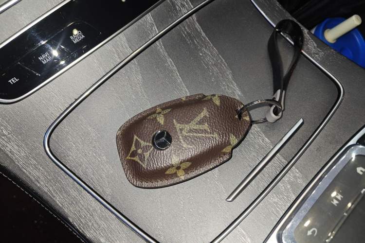 Used Mercedes-Benz E-Class 2023 Restyled E 300 L Sporty and Stylish Edition
