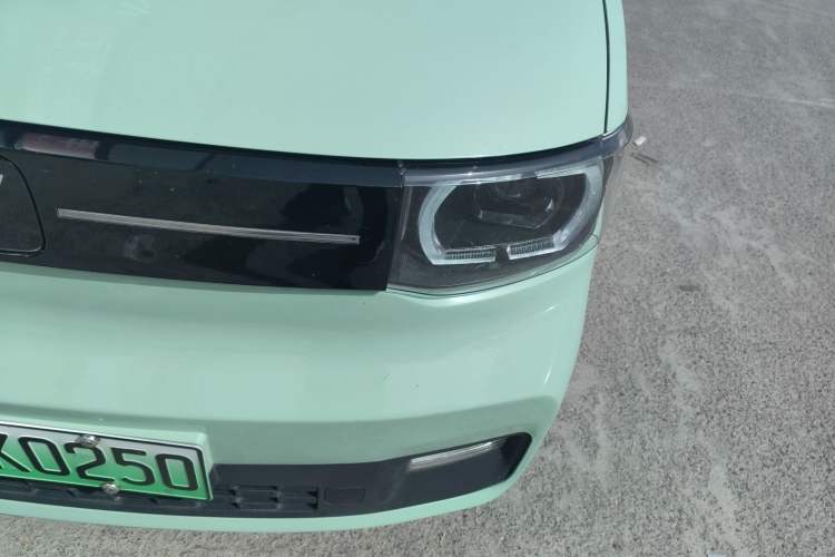 Used Wuling Hongguang MINIEV 2022 Macaron Premium Model – Lithium Ternary Battery