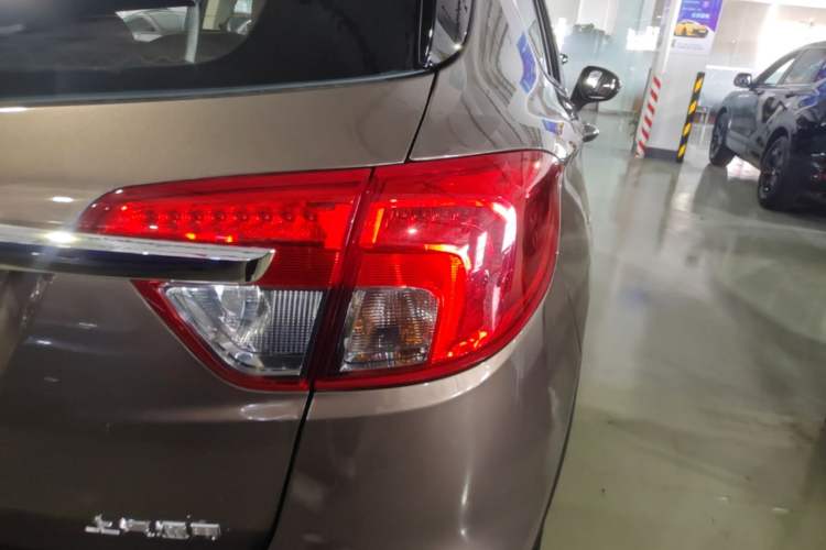 Used Buick Envision 2017 20T Two-Wheel Drive Luxury Model