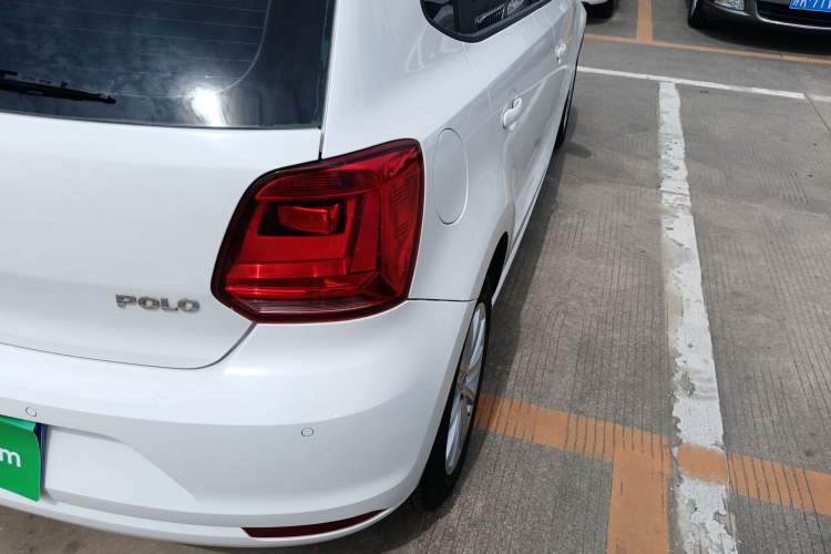 Used Volkswagen Polo 2014 1.4L Automatic Comfort Edition Exterior 3