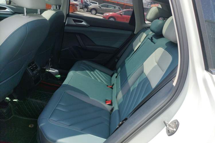 Used Volkswagen Tharu 2023 300TSI Two-Wheel-Drive Full Moon Edition Left Rear Seat