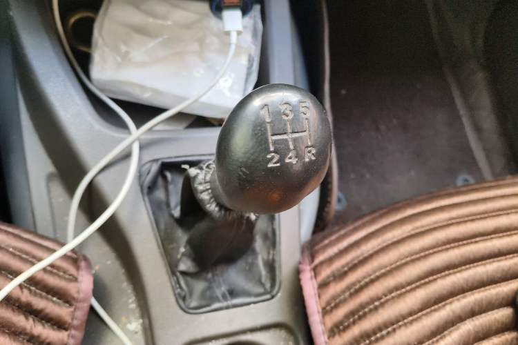 Used Wuling Rongguang V 2016 1.5L Standard Version