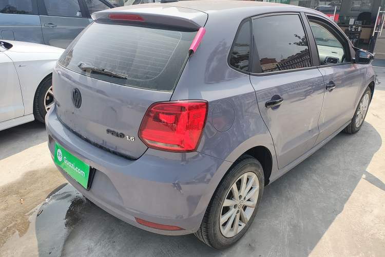 Used Volkswagen Polo 2014 1.6L Automatic Luxury Edition Rear Right 45 Deg