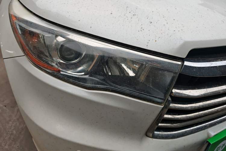 Used Toyota Highlander 2017 2.0T Four-Wheel Drive Luxury Edition 7 Seats Right Front Headlight