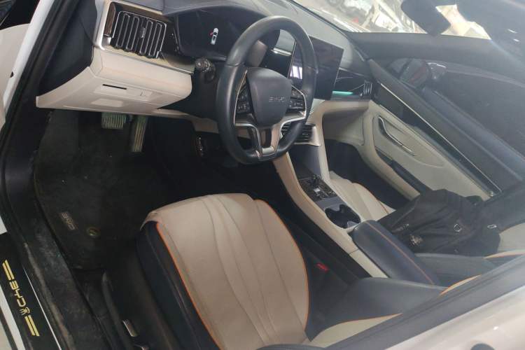 Used BYD Song PLUS New Energy 2023 Champion Edition DM-i 110KM Flagship PLUS Left Front Seat