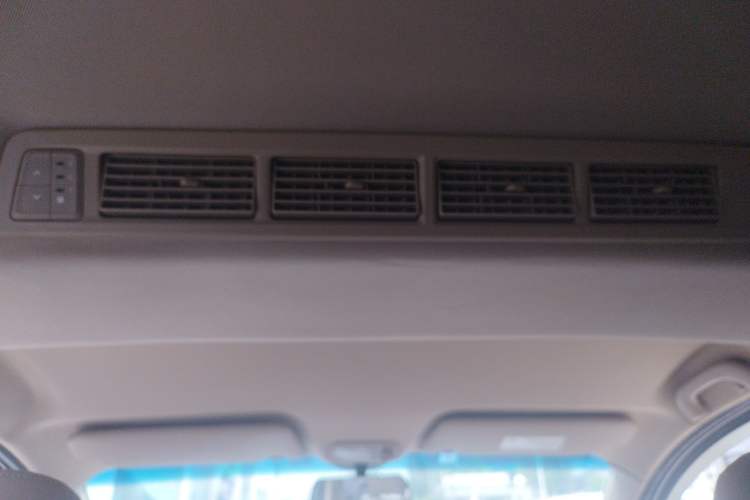 Used Wuling Hongguang 2016 1.5L S1 Deluxe Model China V-standard