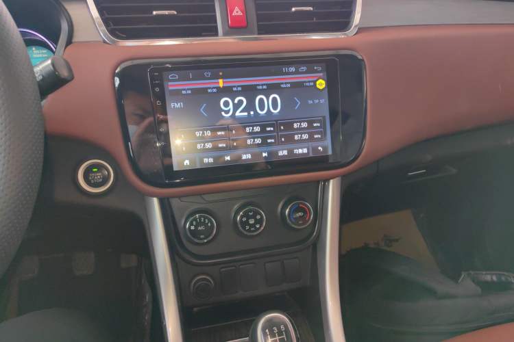 Used HYOSOW S3 2016 S3L 1.5L Manual Prestige Edition
