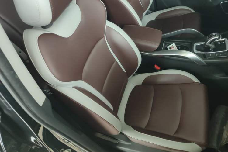 Used Geely Auto Emgrand X7 Sport 2022 1.8TD DCT Zhiya Trim Right Front Seat