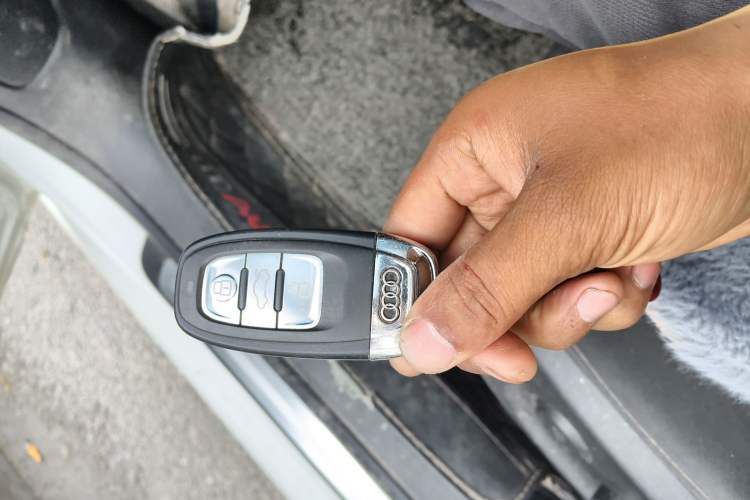 Used Audi A4L 2013 35 TFSI Automatic Standard Model
