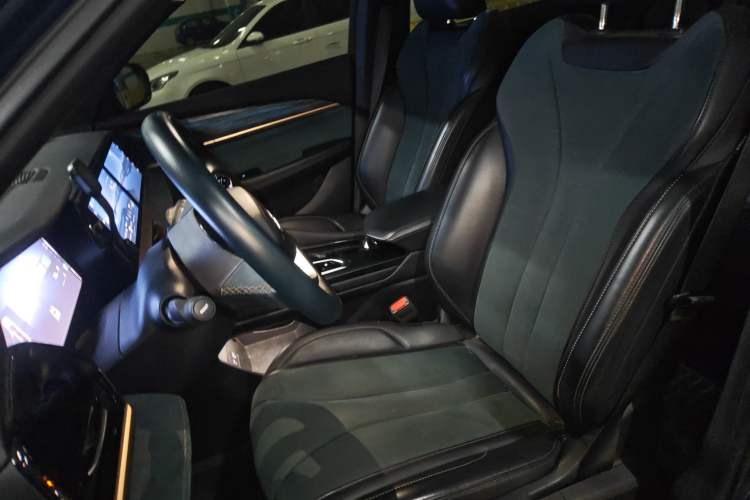 Used Geely Auto Monjaro L 2021 2.0TD DCT EVO Two-Wheel Drive Prestige Version
