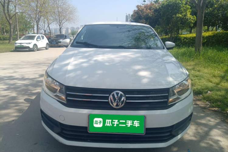 Used Volkswagen Santana 2015 Haval H6 1.6L Automatic Luxury Model Front