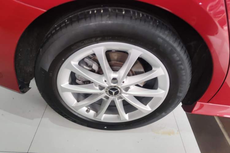 Used Mercedes-Benz A-Class 2021 A 200 L Sport Sedan Fashion Model
