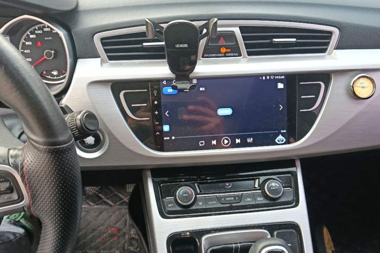 Used Geely Auto Emgrand X7 Sport 2016 2.0L Manual ZhiShang Version