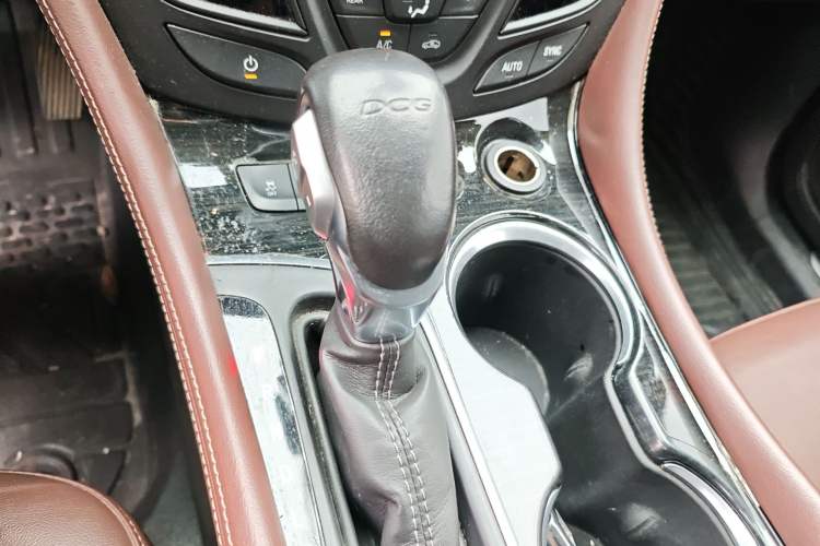 Used Buick Envision 2021 532T Two-Wheel-Drive Luxury Version