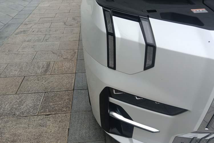 Used Zeekr 009 2022 WE Edition
