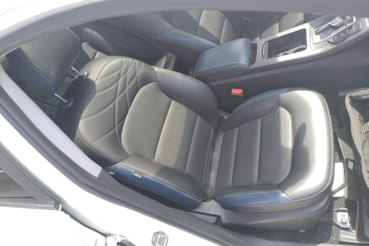 Used Geely Auto Emgrand GL 2021 UP 1.4T CVT Luxury Edition