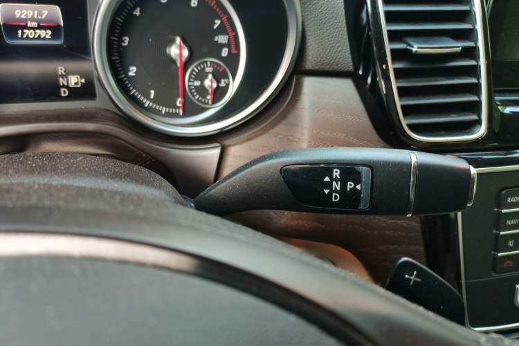 Used Mercedes-Benz GLE 2016 GLE 320 4MATIC Dynamic Edition Gear Lever